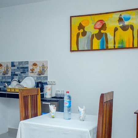 La Fourmi Hotel Nosy-Be Bagian luar foto
