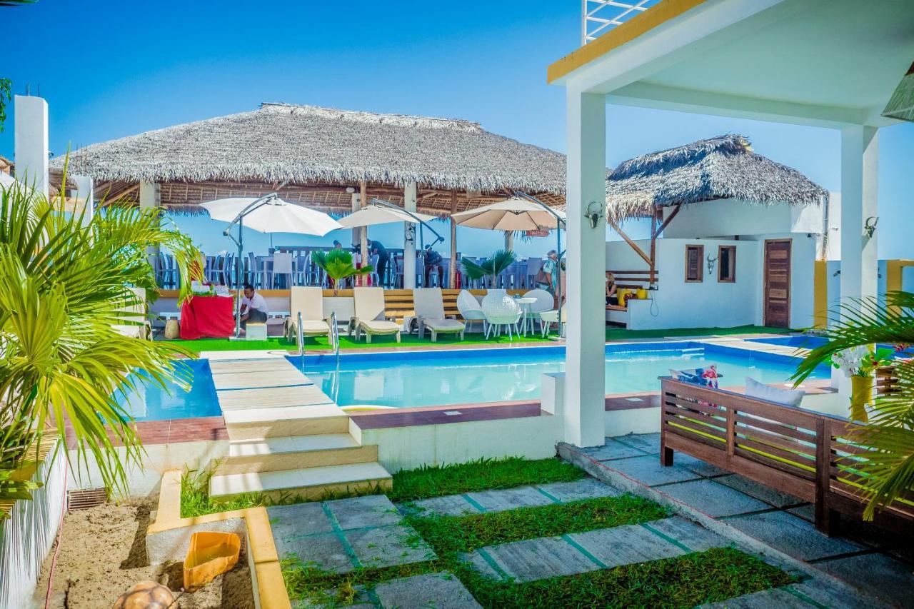 La Fourmi Hotel Nosy-Be Bagian luar foto